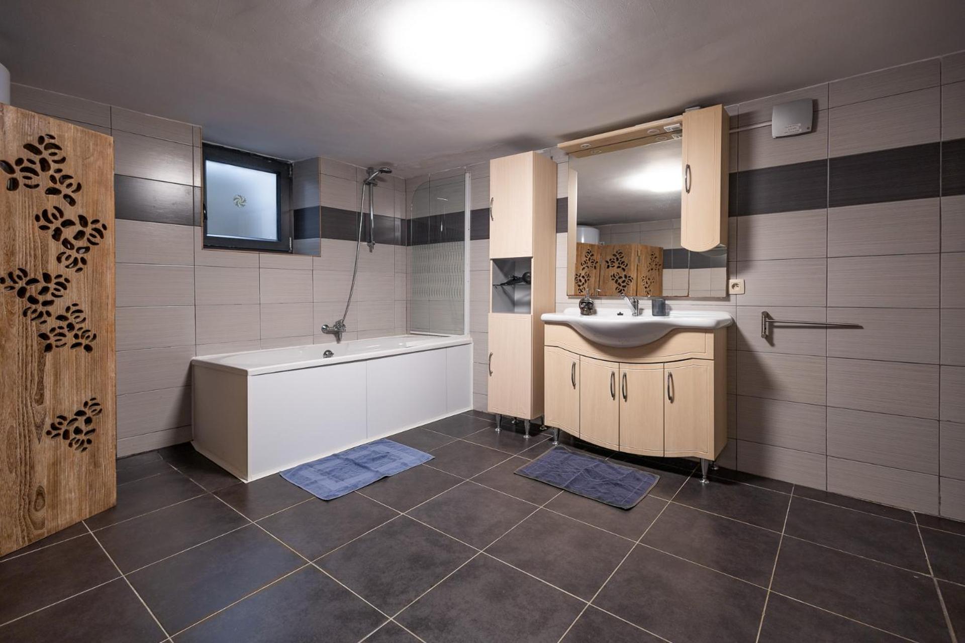Appartementen The Place 2 Beer Бюллинген Экстерьер фото